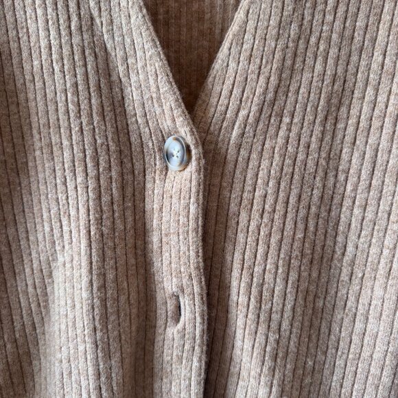 Madewell Cameron Ribbed Cardigan Sweater Coziest Yarn Taupe Tan Camel | XS - Picture 14 of 16
